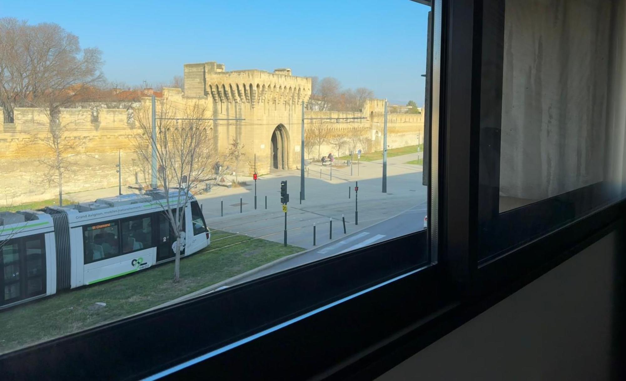 Le Rive Droite - Gare Centre - Wifi - Terrasse - Face Remparts Apartment Avignon Exterior photo